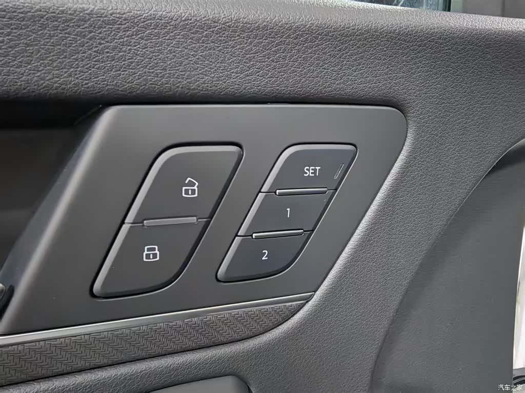 Audi Q5L, 2022 13