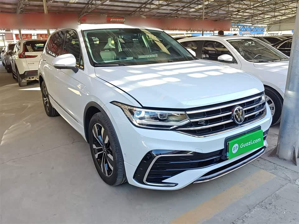 Volkswagen Tiguan L
