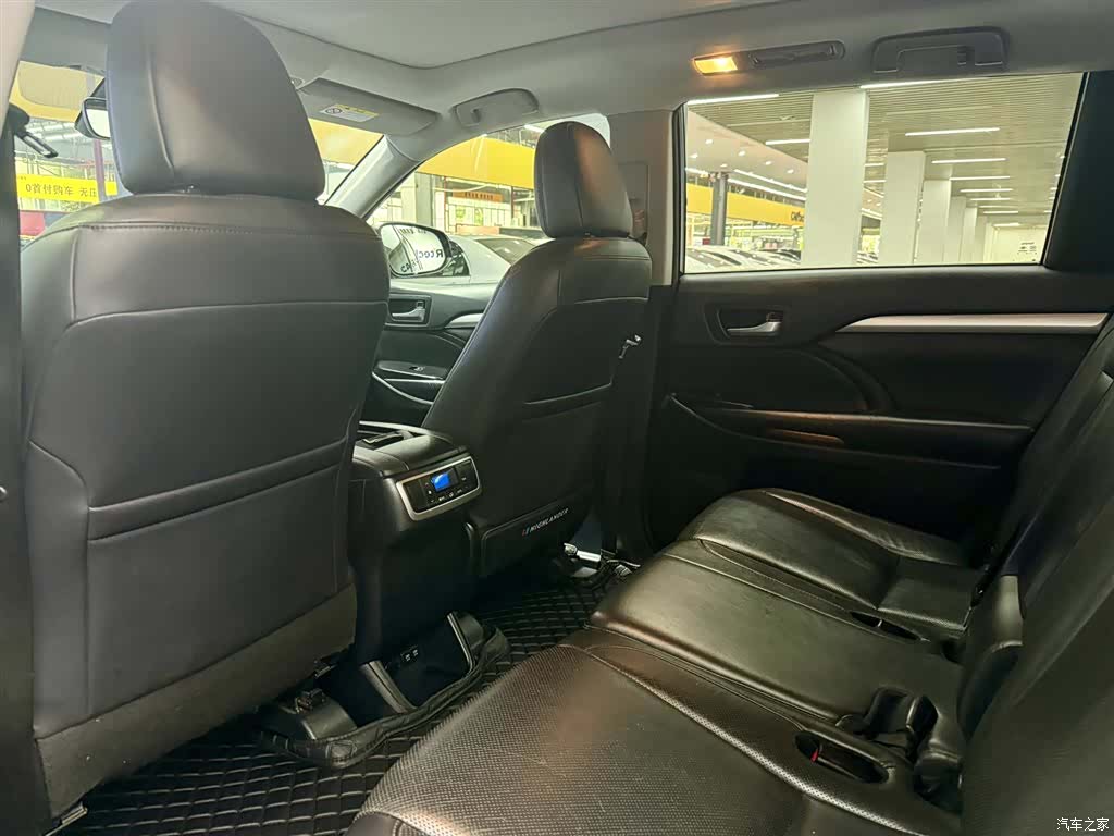 Toyota Highlander, 2018 10