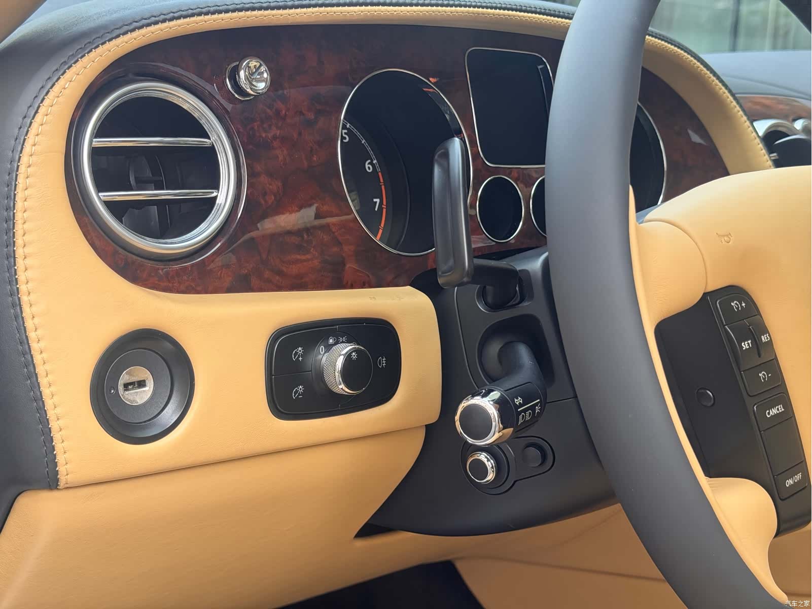 Bentley Flying Spur, 2007 28