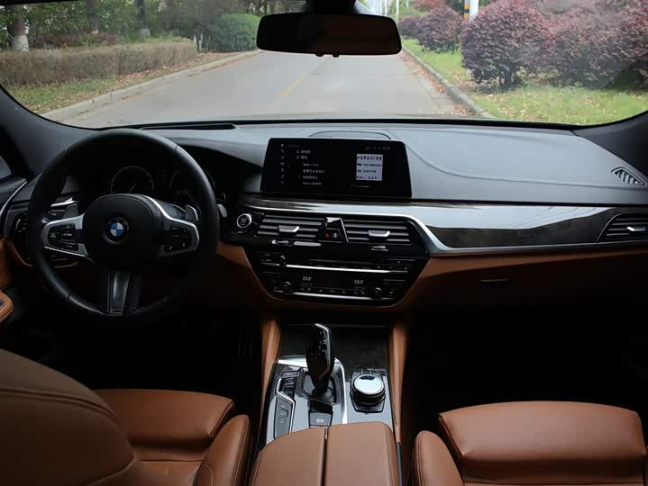 BMW 6 Series GT 2018 630i M Sport package