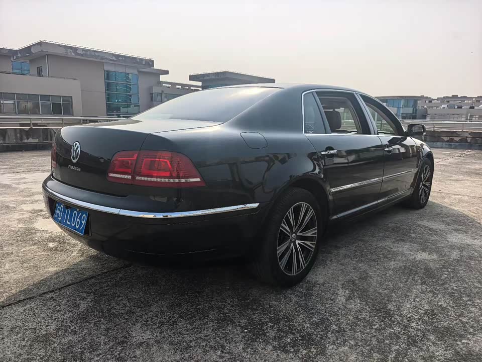 Volkswagen Phaeton