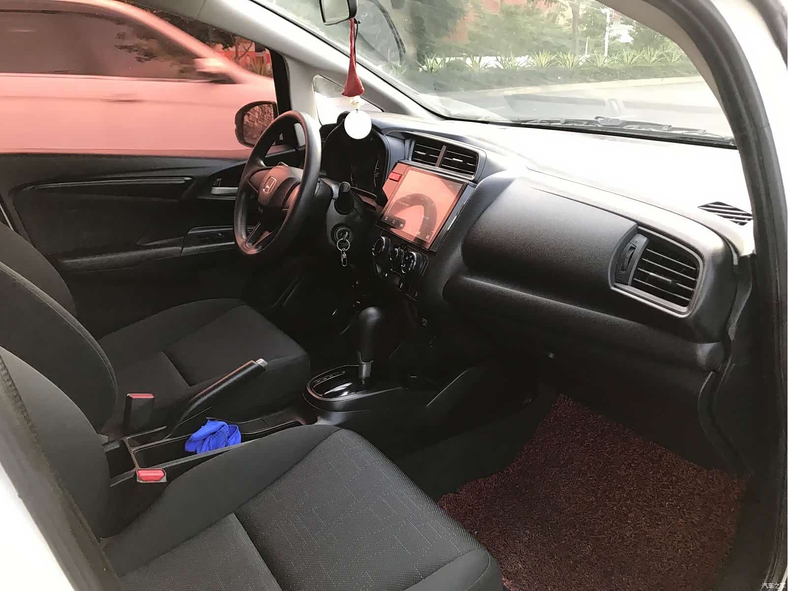Honda Fit, 2016 7