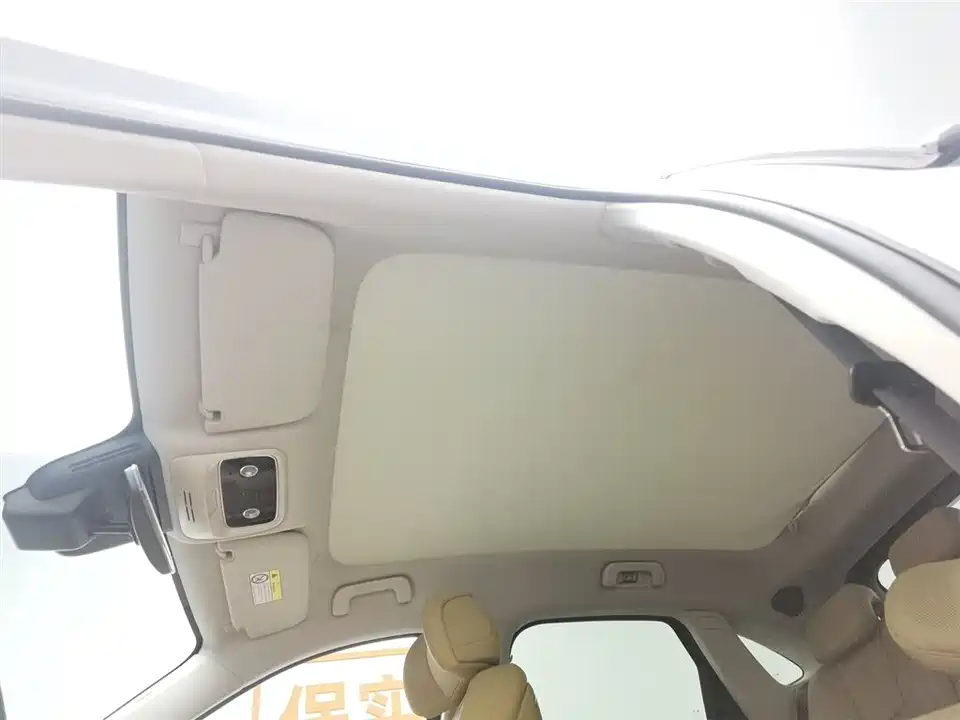 AITO Ask the world M5