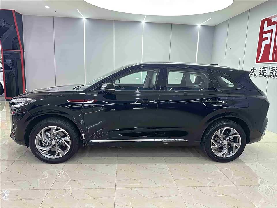 Hongqi HS3 PHEV