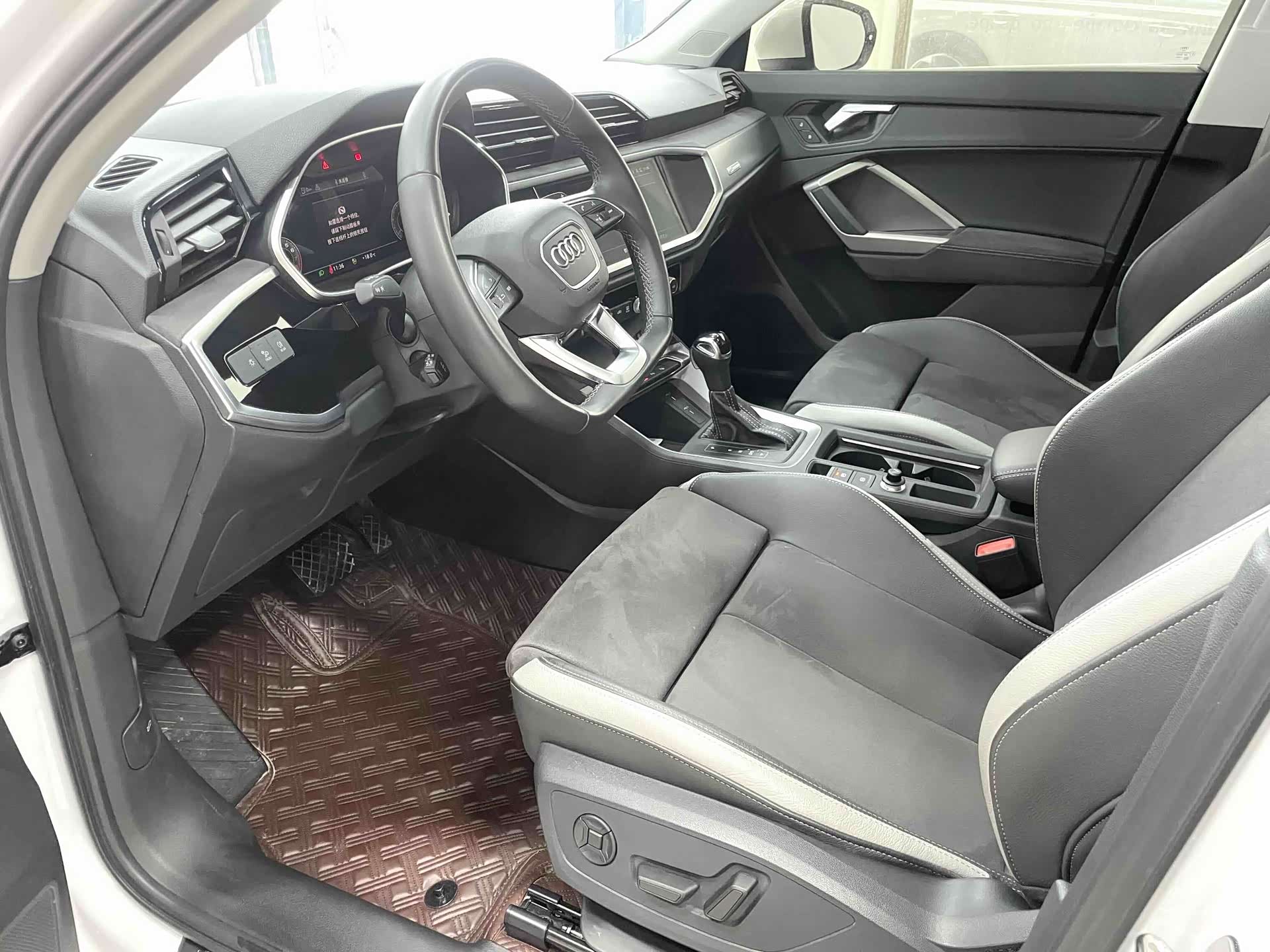 Audi Q3, 2022 7