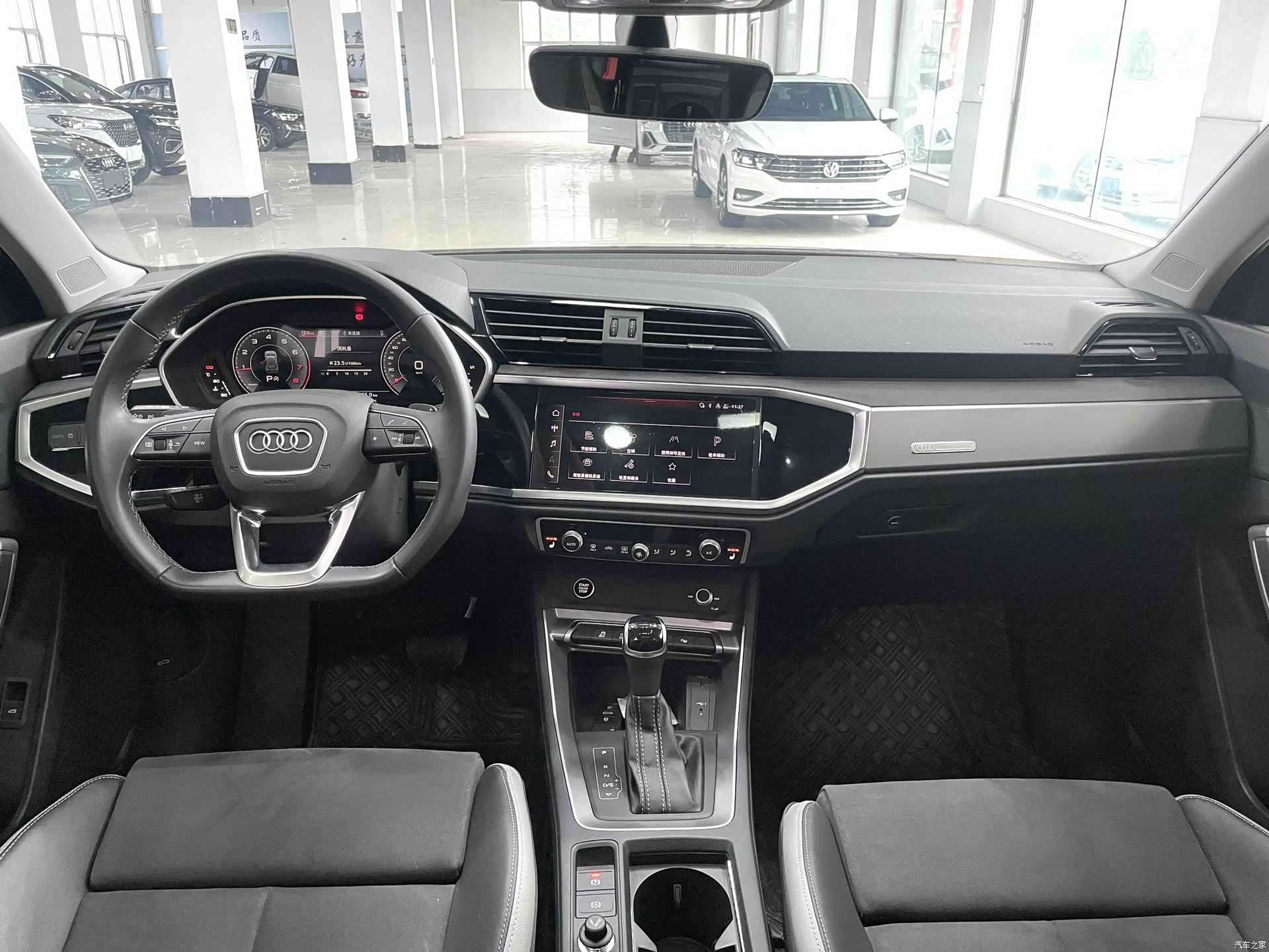 Audi Q3, 2022 9