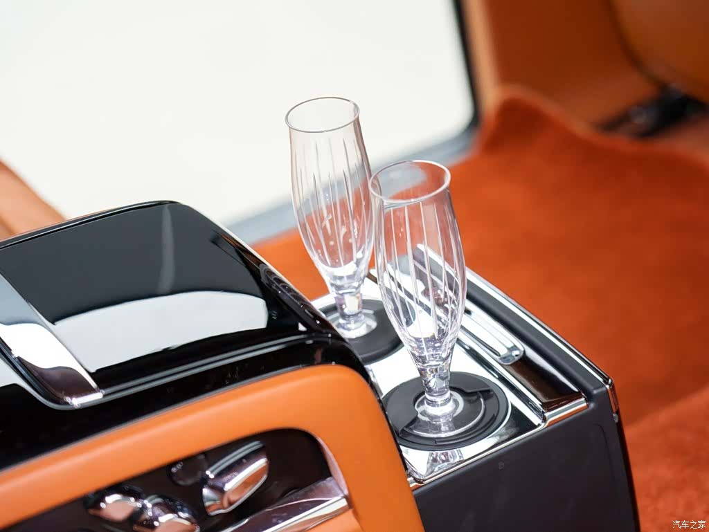 Rolls-Royce Phantom, 2020 15