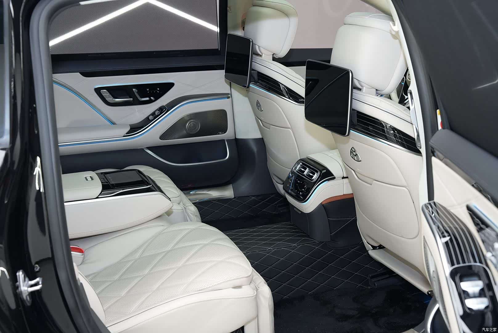 Maybach S-Class, 2023 17