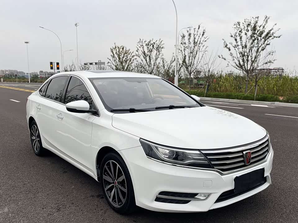 Roewe i6