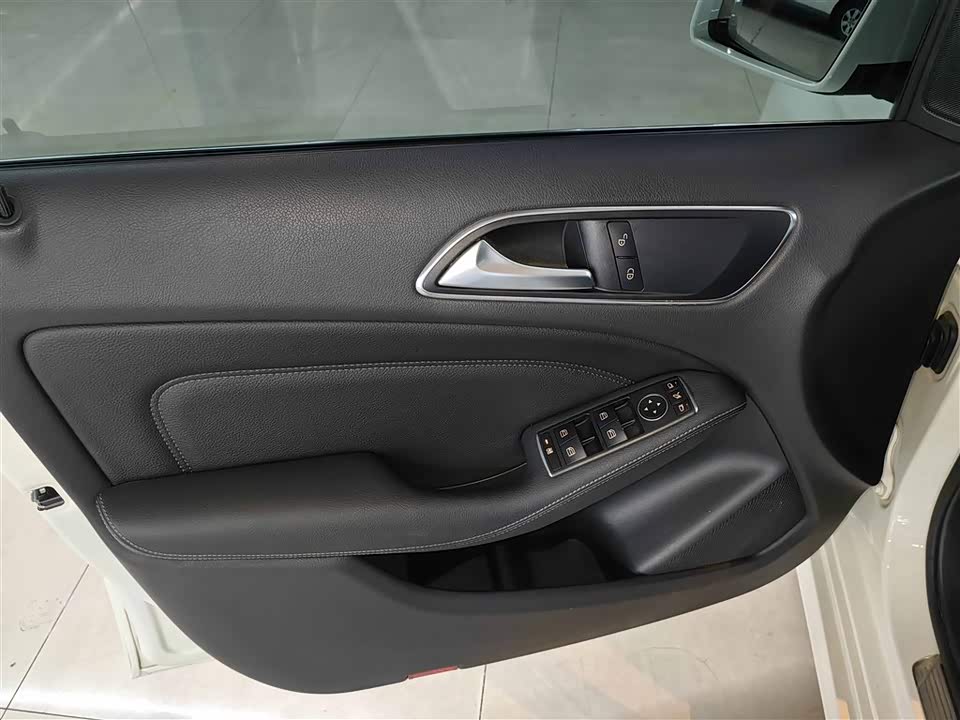 Mercedes-Benz Class B