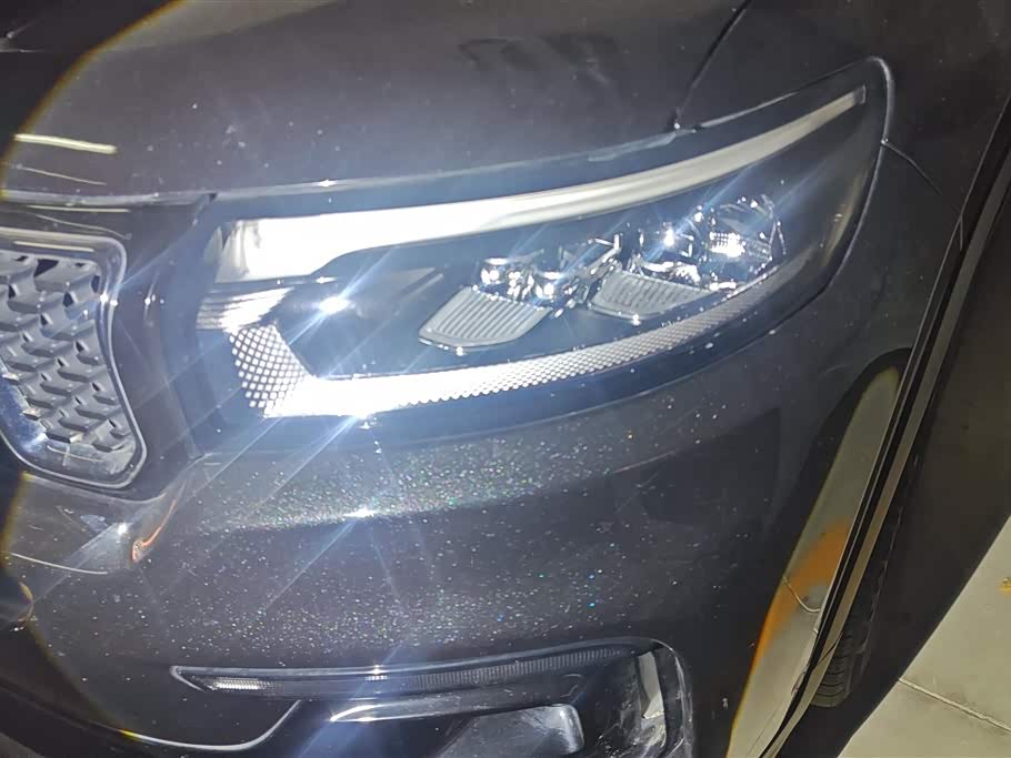 Jeep Grand Commander