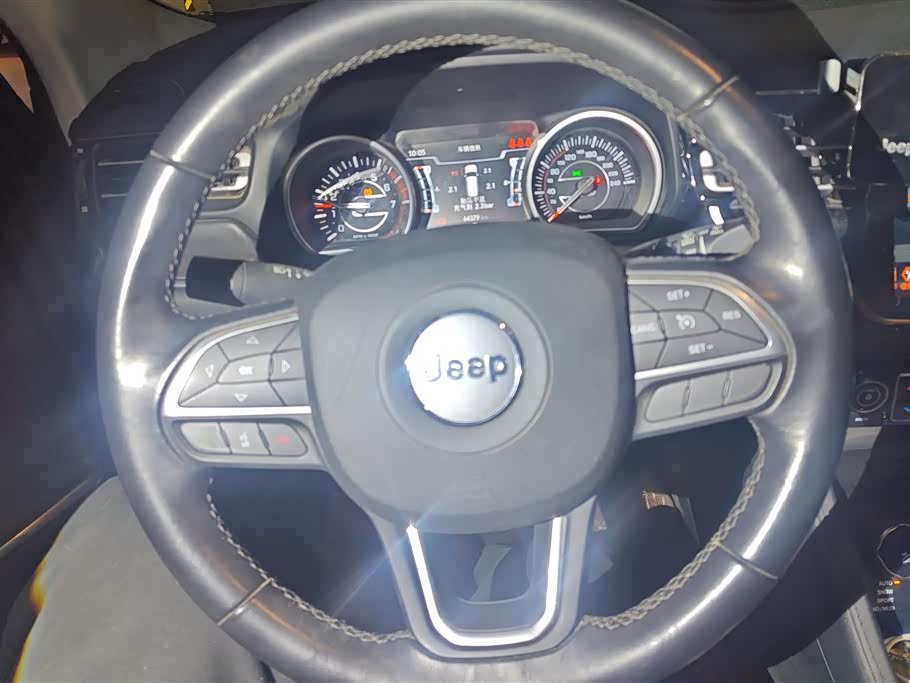 Jeep Grand Commander