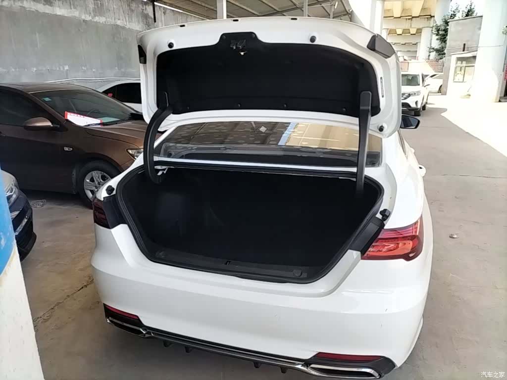 Geely Binray, 2019 19