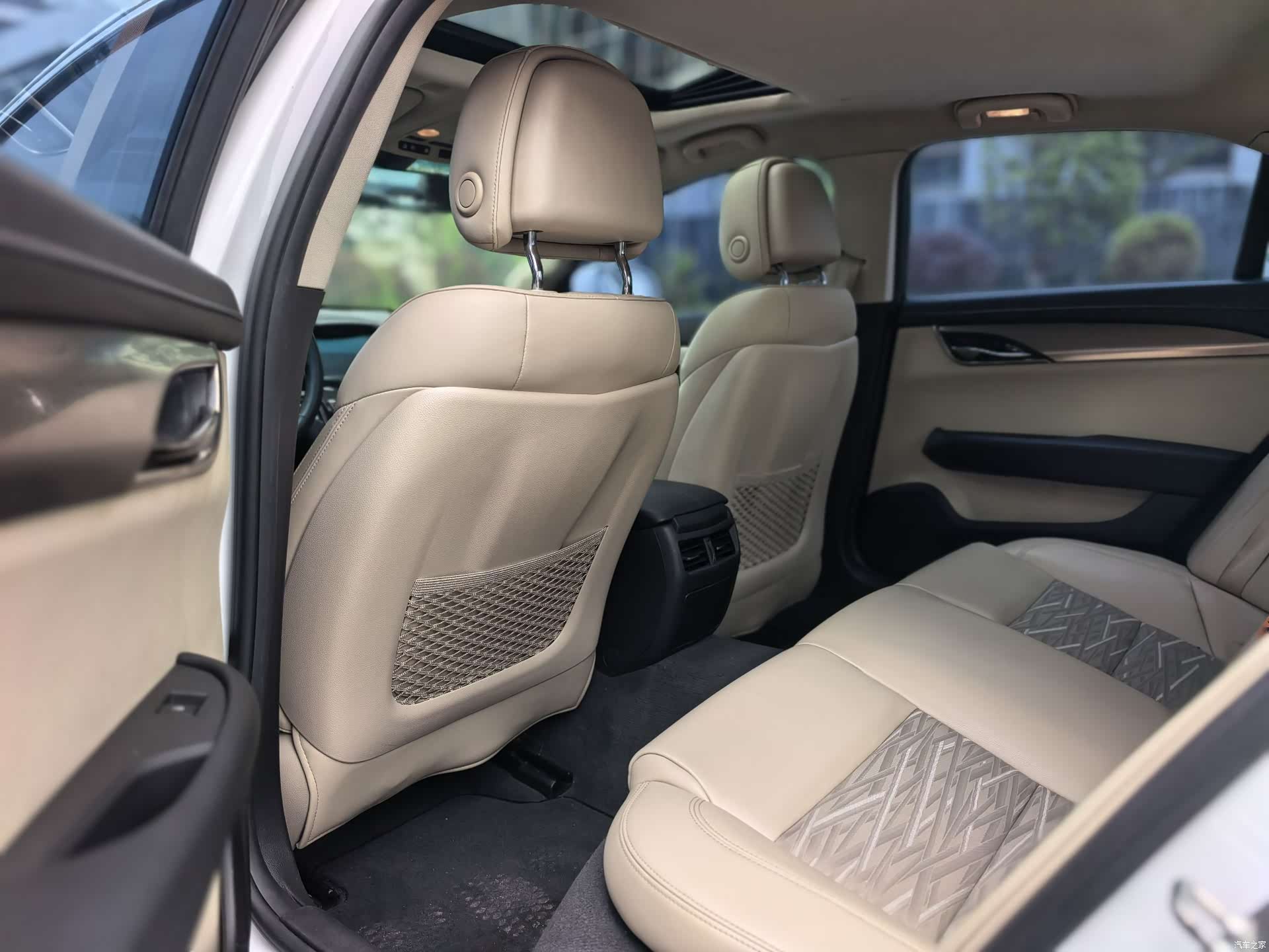 Cadillac ATS-L, 2017 8