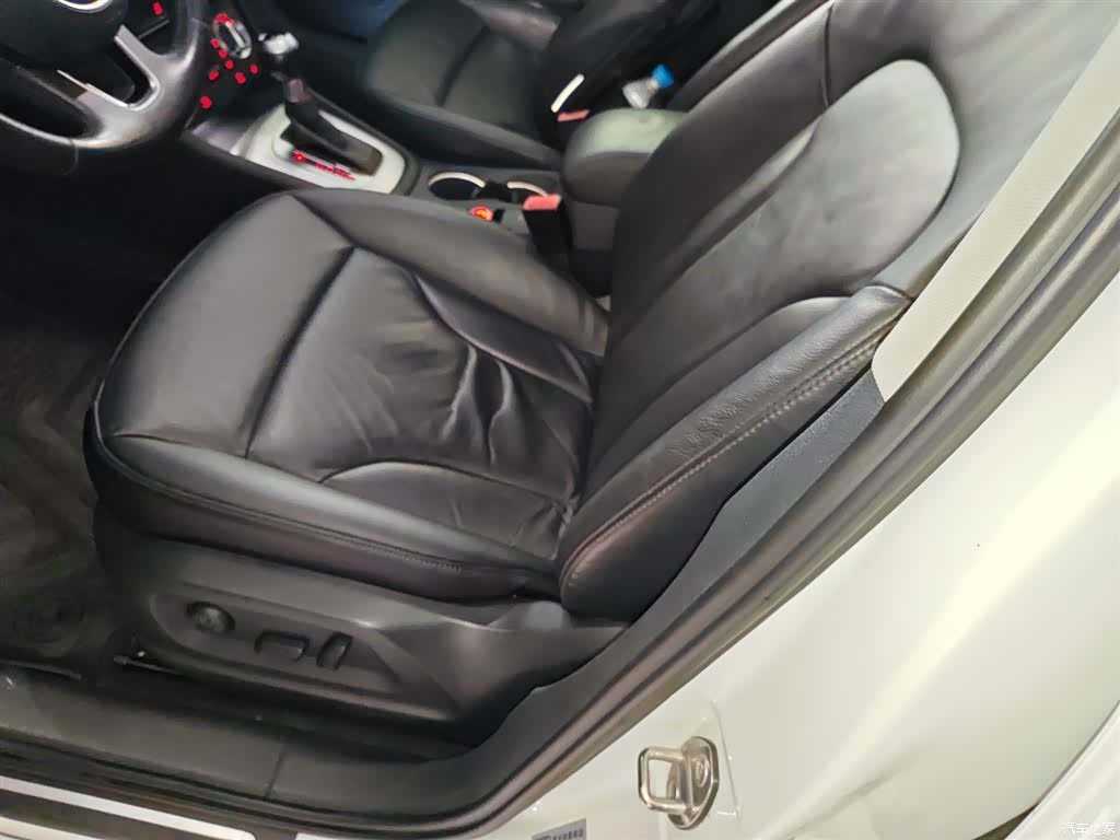 Audi Q3, 2014 15