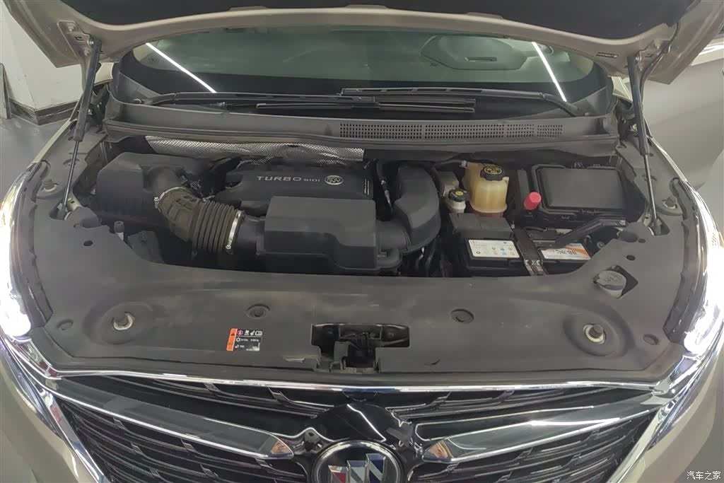 Buick GL8, 2021 10
