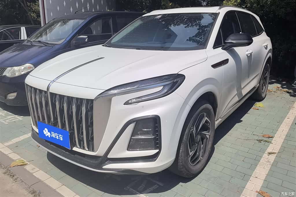 Hongqi HS3, 2023 1