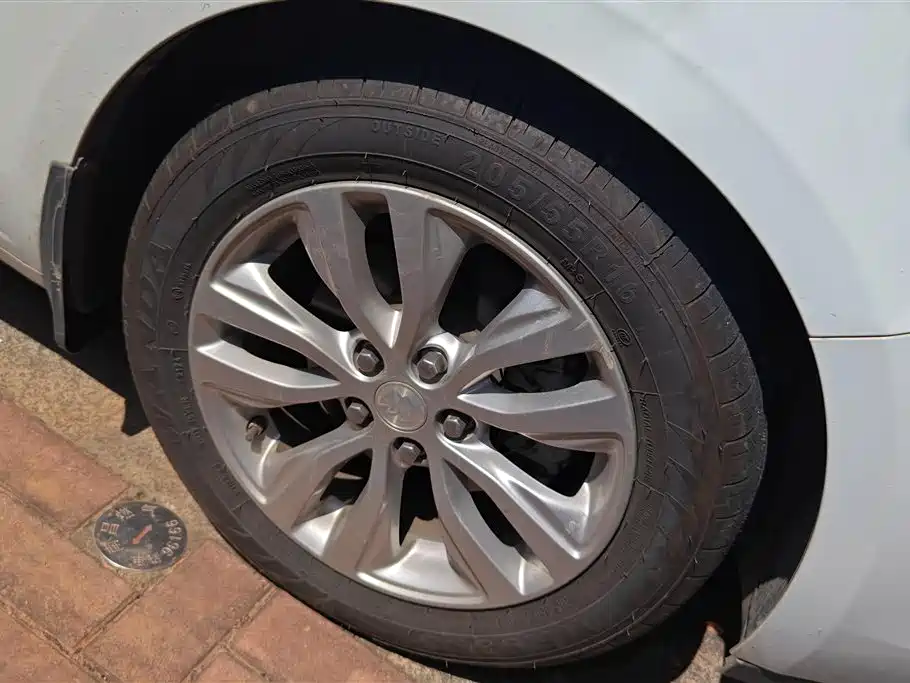 Buick Yinglang