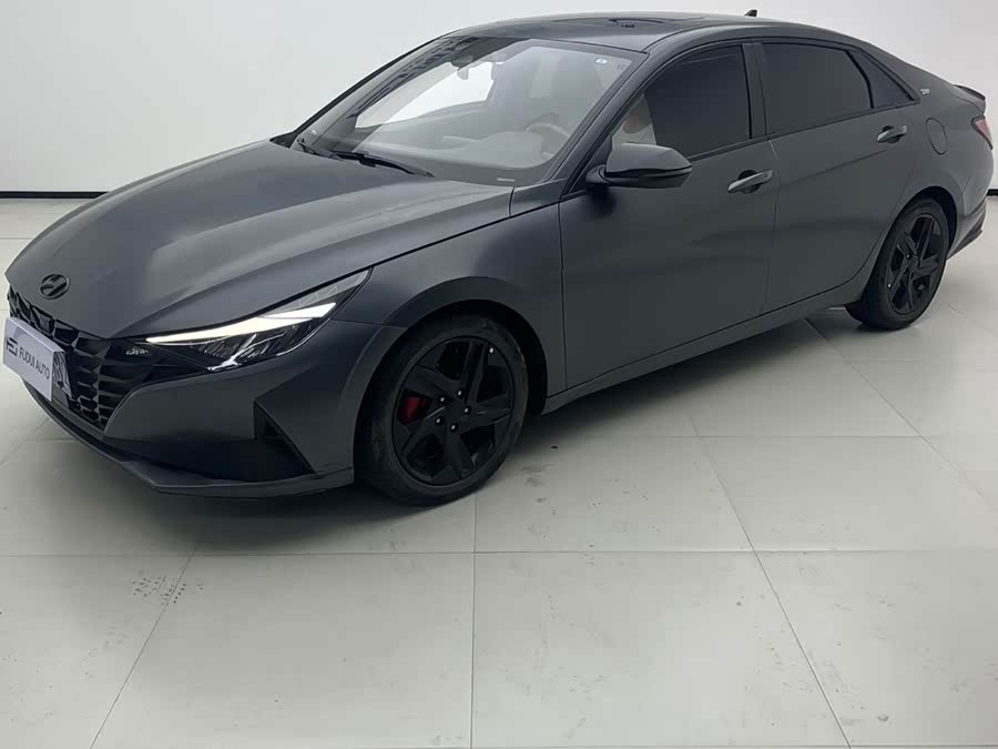 Hyundai Elantra 2023, фото 1