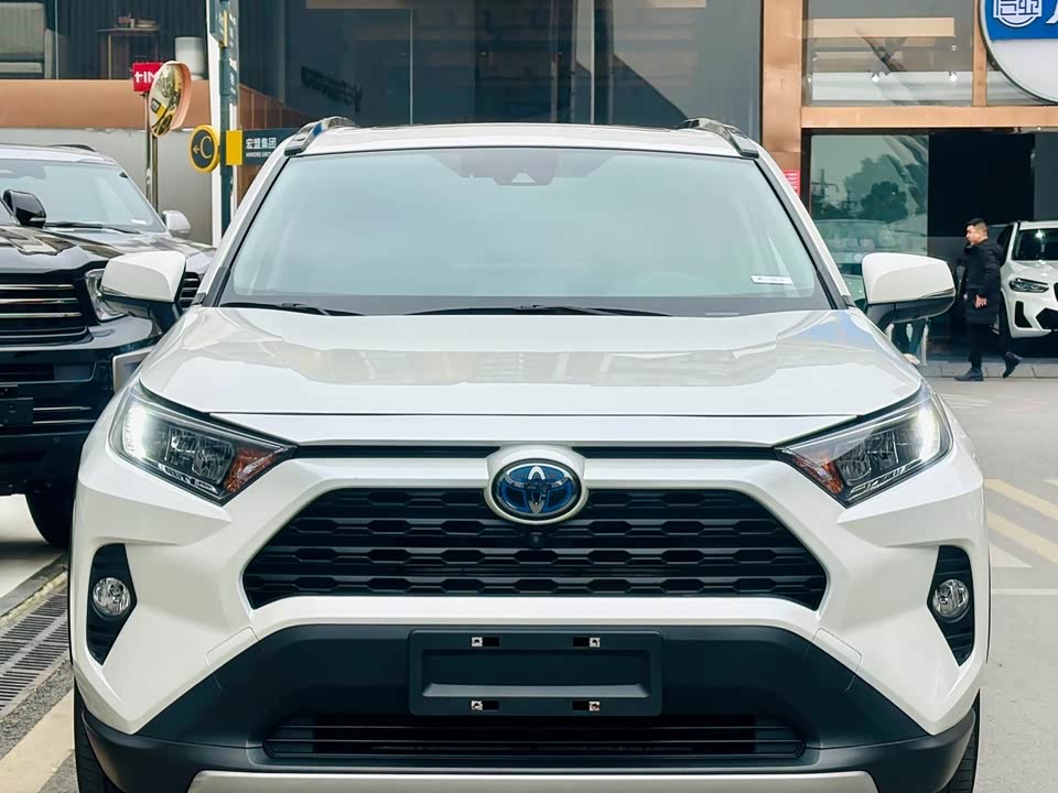 Toyota RAV4 Rongfang