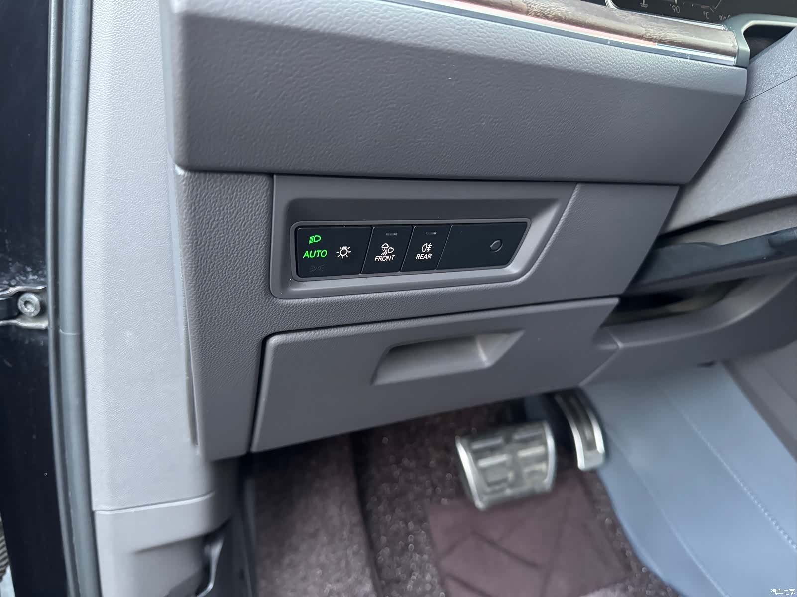 Volkswagen Touareg, 2019 13
