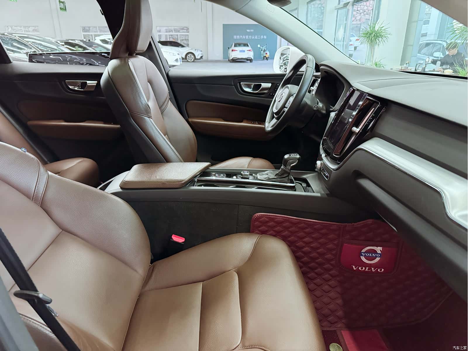 Volvo XC60, 2019 17