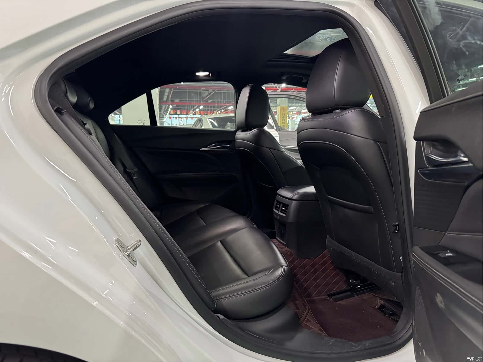 Cadillac CT4, 2020 все фото