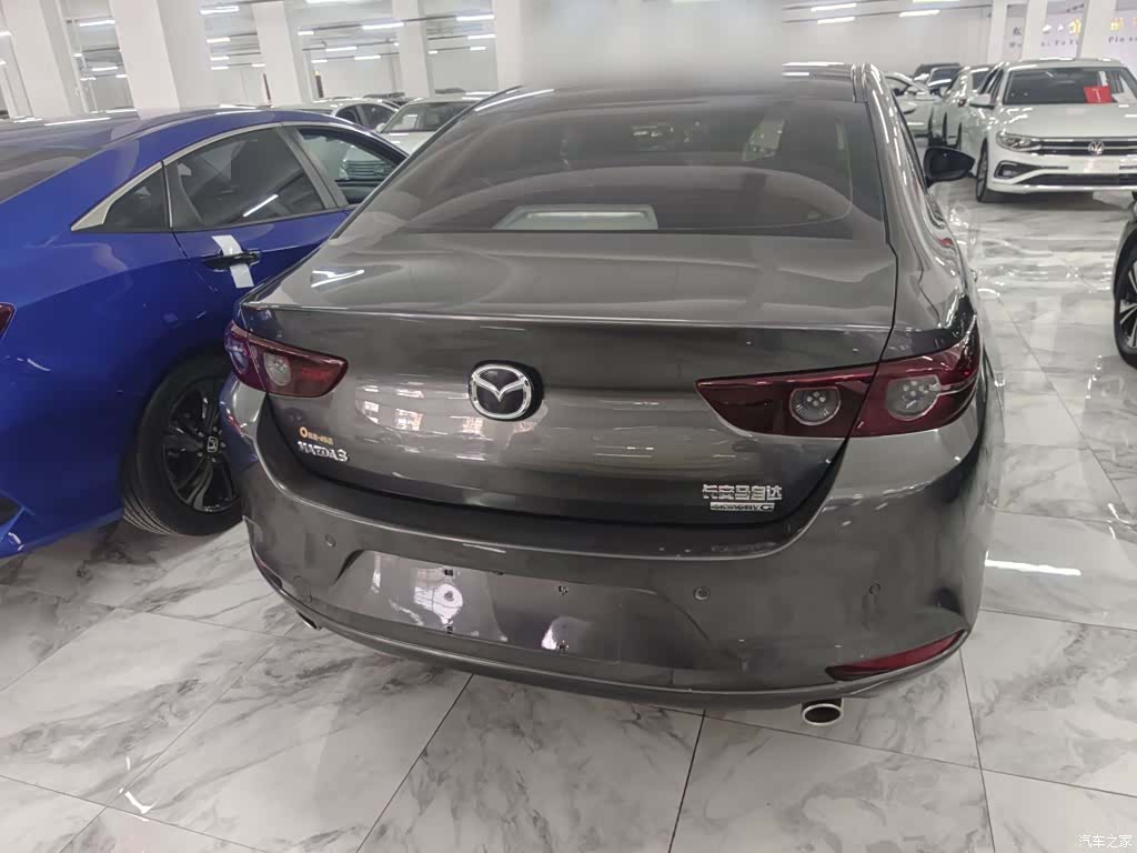 Mazda Mazda3, 2022 11