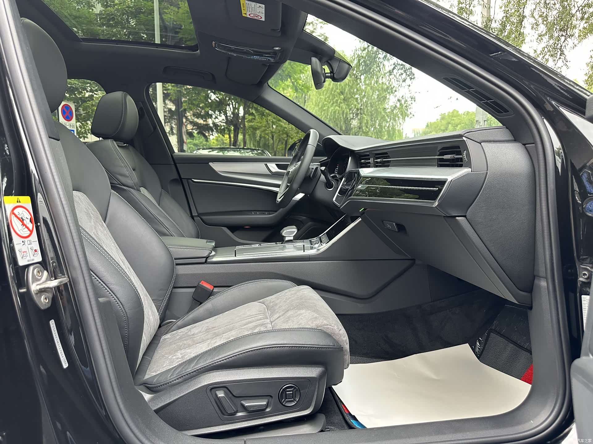 Audi A6L, 2022 11