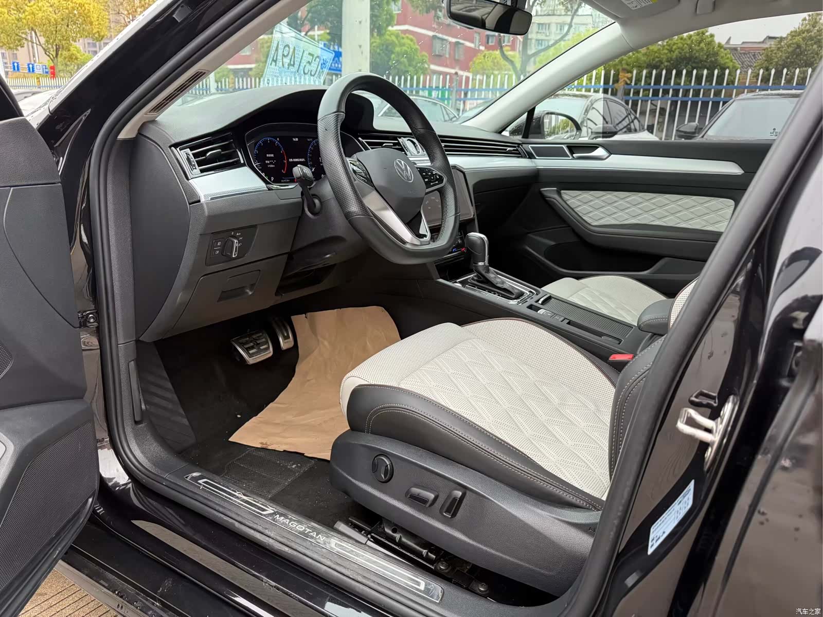 Volkswagen Magotan, 2023 10