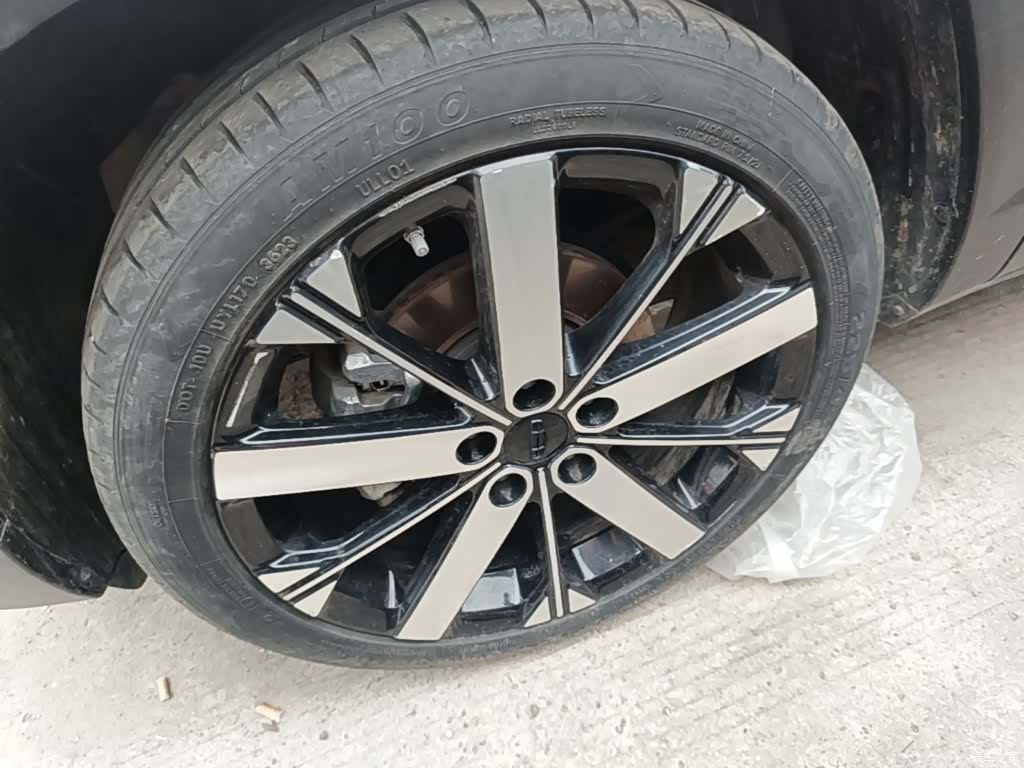 Geely Icon, 2023 23