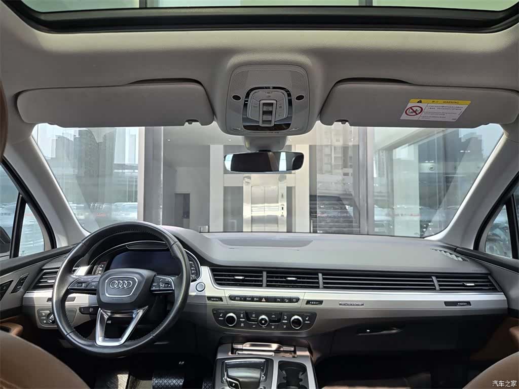 Audi Q7, 2019 10