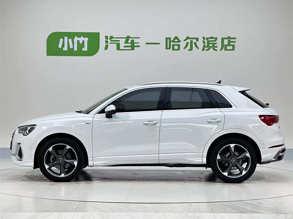 Audi Q3, 2022 3
