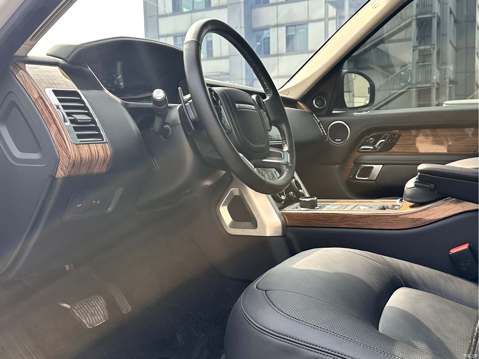 Land Rover Range Rover, 2022 15