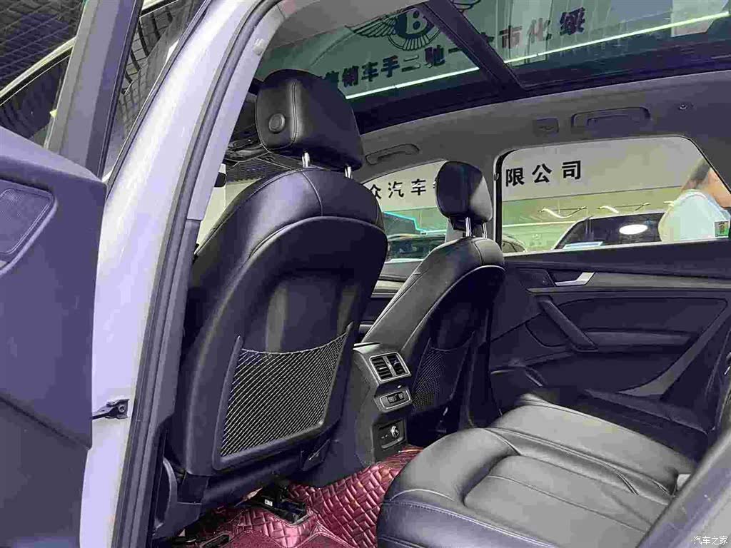 Audi Q5L, 2019 все фото