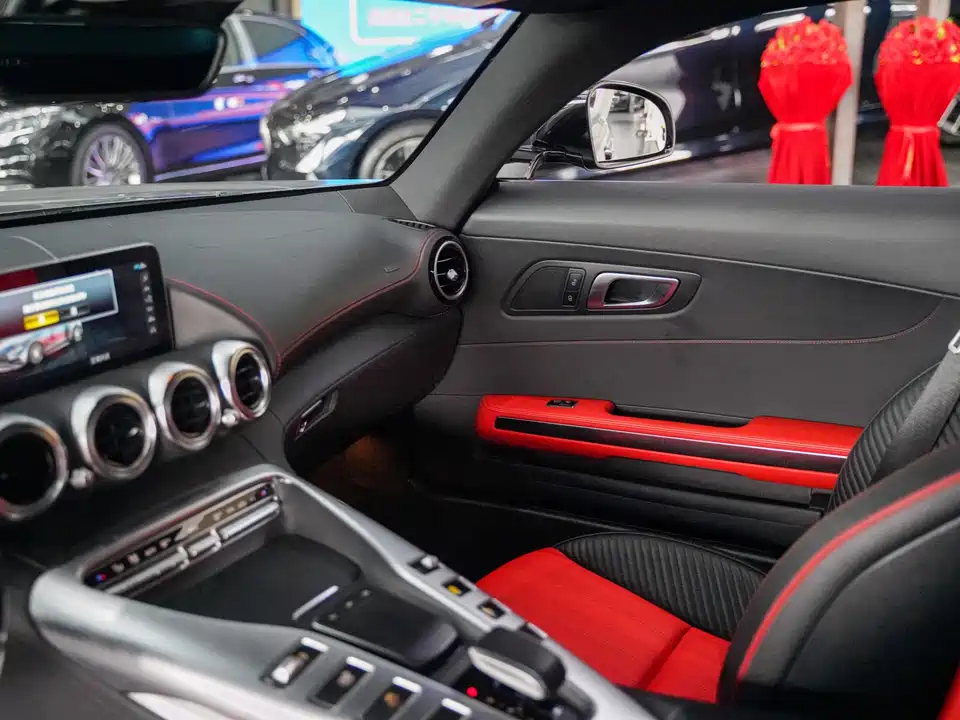 Mercedes-Benz AMG GT