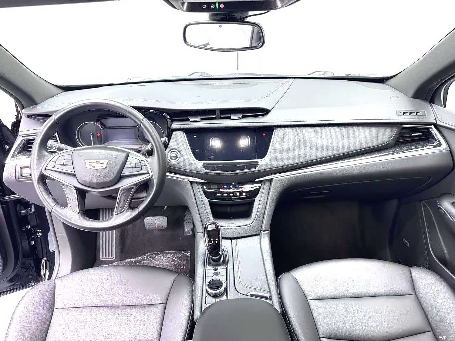 Cadillac XT5, 2020 все фото