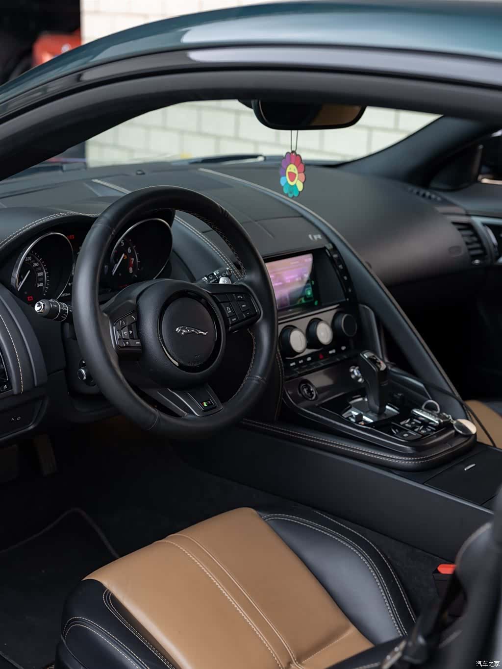 Jaguar F-TYPE, 2016 9