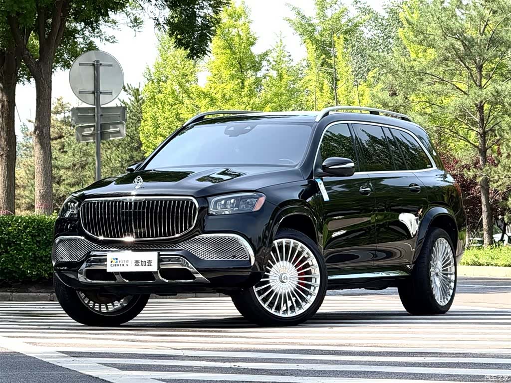 Mercedes-Benz GLS, 2021 1