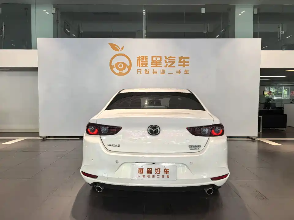 Mazda 3 Angkesaila
