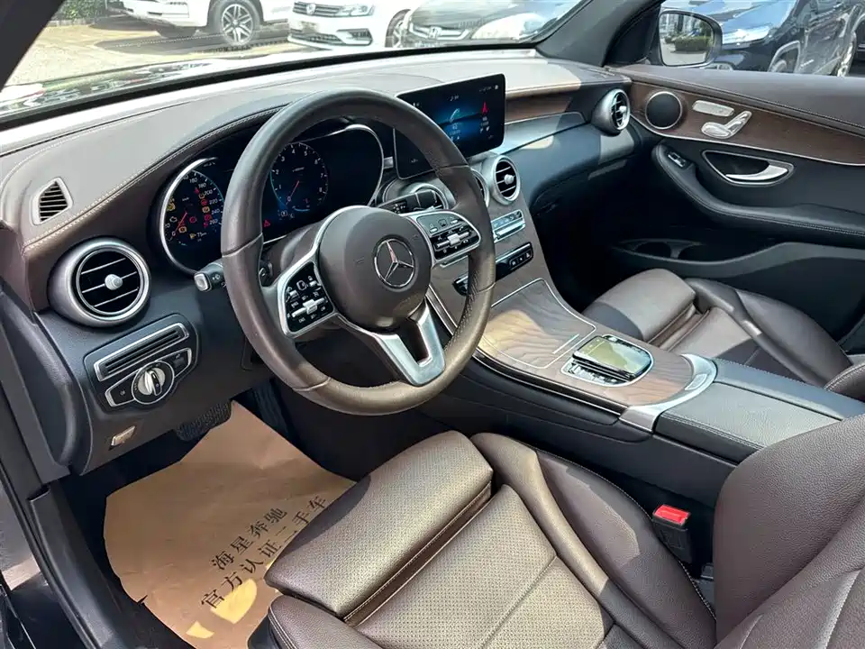Mercedes-Benz GLC Mercedes-Benz GLC