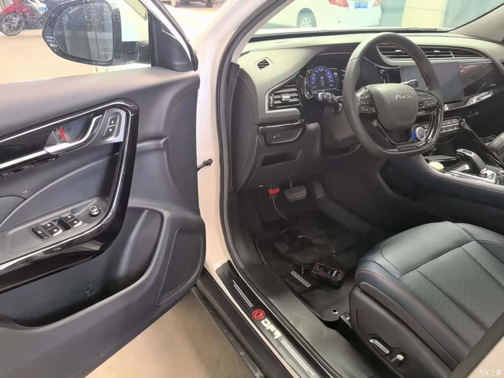 DongFeng AX7, 2022 16
