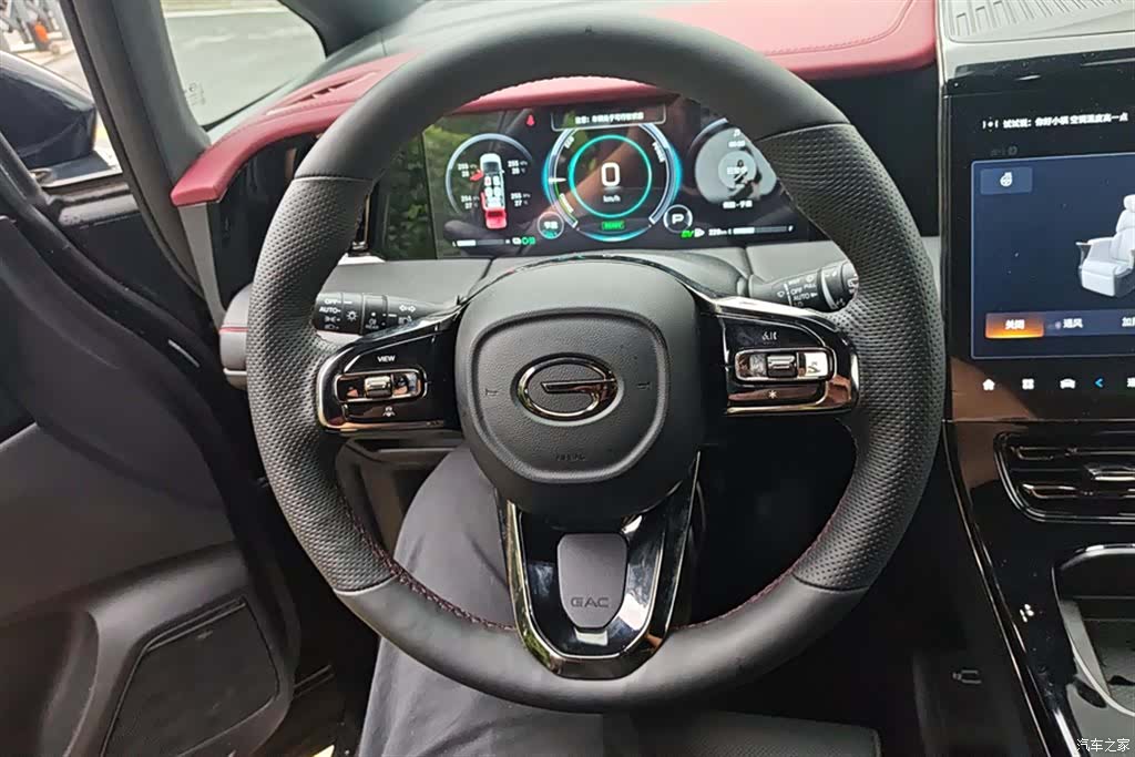 Trumpchi M8, 2025 15