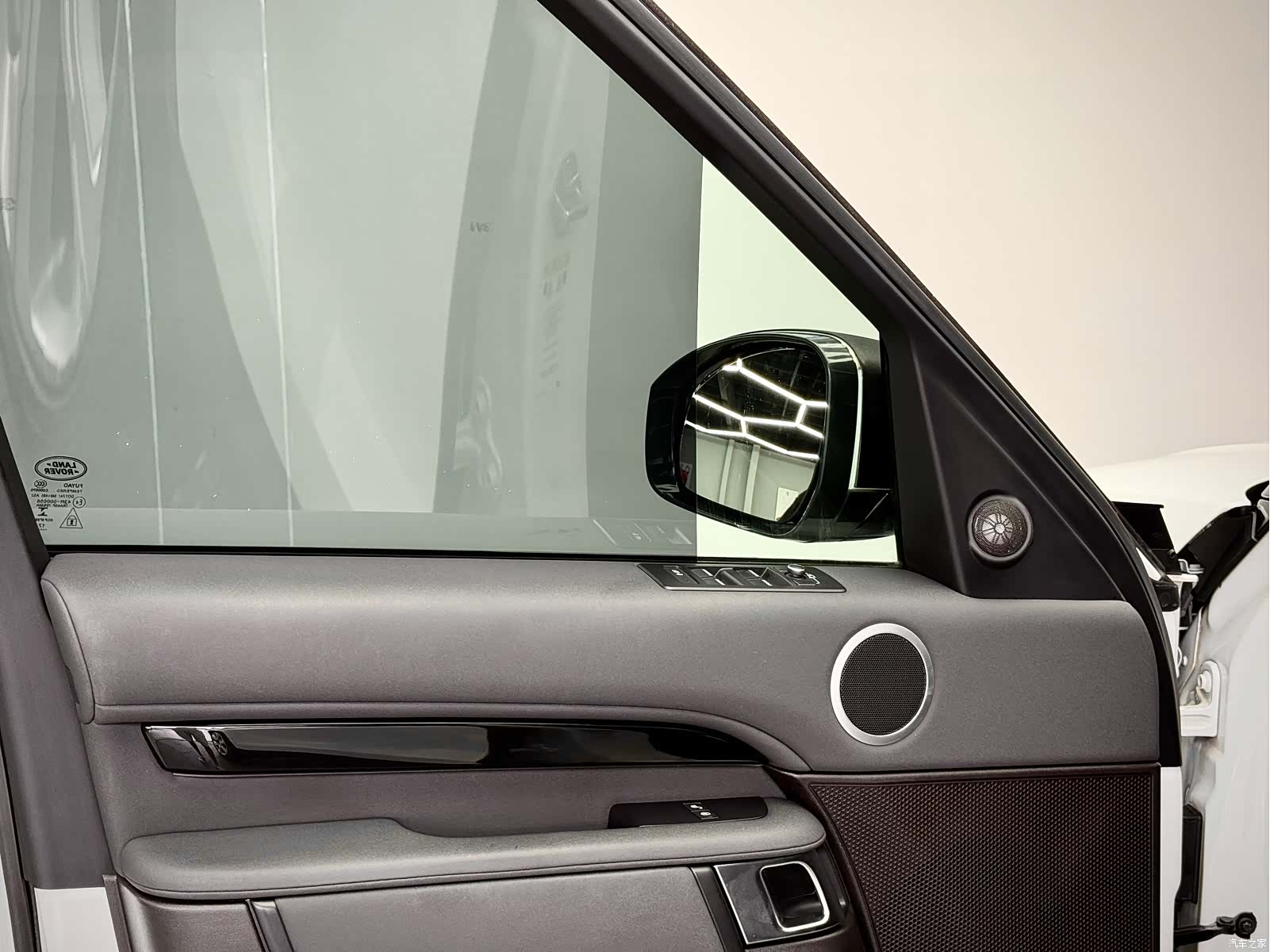 Land Rover Discovery, 2019 10