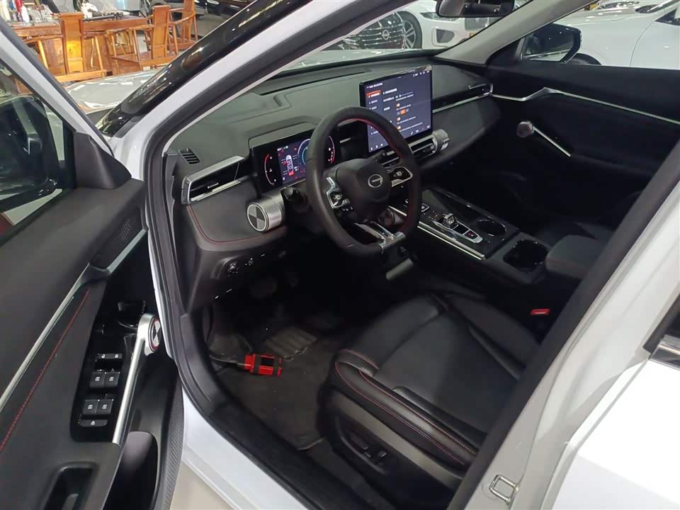 Trumpchi Shadow cool