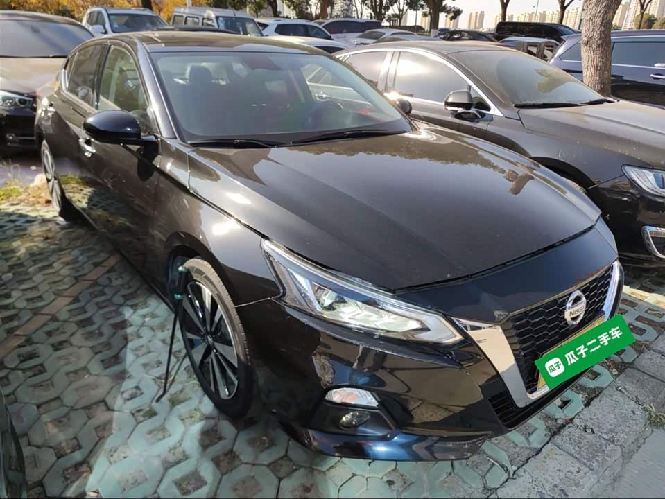Nissan Teana