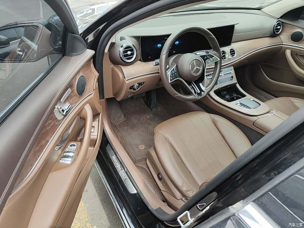 Mercedes-Benz E-Class, 2022 16