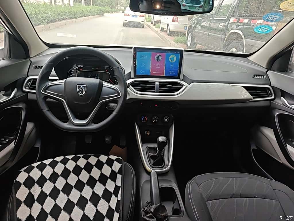 Wuling 510, 2018 10