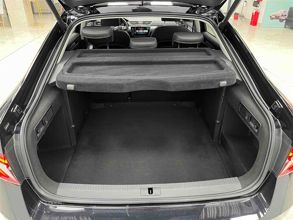 Skoda Superb, 2024 16